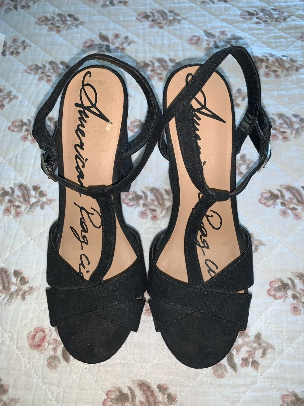 Platform T-Strap w Block Heel